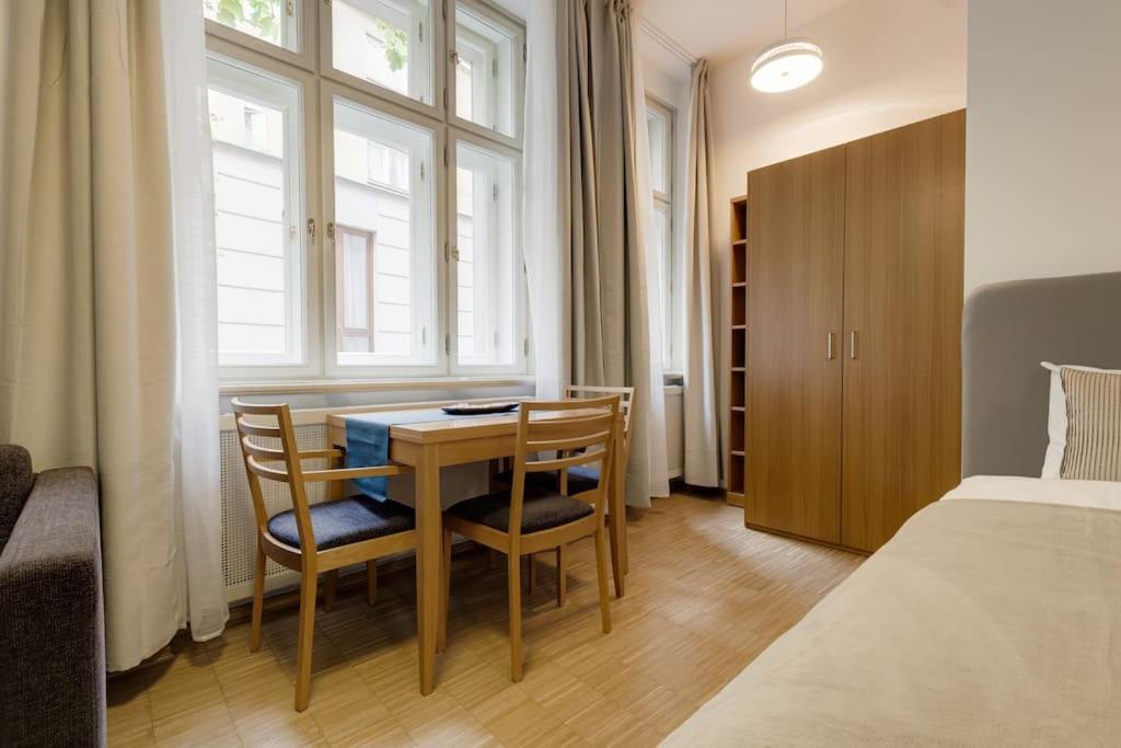 Deluxe Suite In Prime Location 布拉格 外观 照片