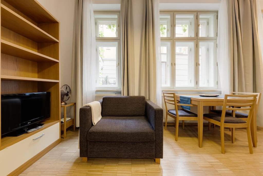 Deluxe Suite In Prime Location 布拉格 外观 照片